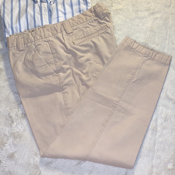 Gap Khakis Straight Leg low rise Size 10 - Picture 8 of 8